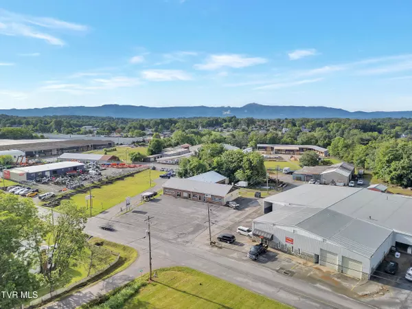 Greeneville, TN 37745,200-206 Bohannon AVE