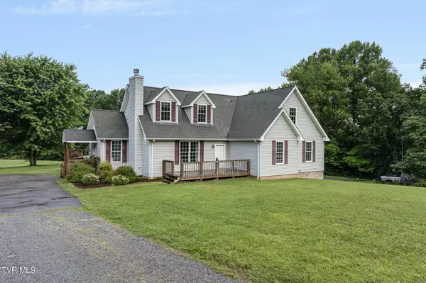 Piney Flats, TN 37686,661 Hamilton TRL