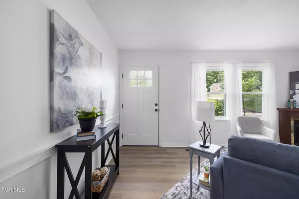 Johnson City, TN 37604,1813 Brook Hollow RD