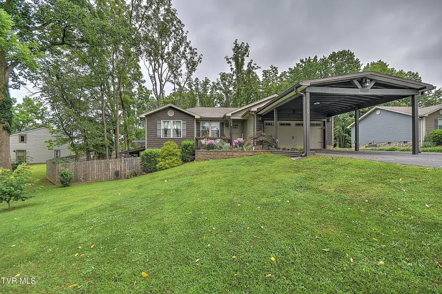 136 Roy Phillips RD, Jonesborough, TN 37659