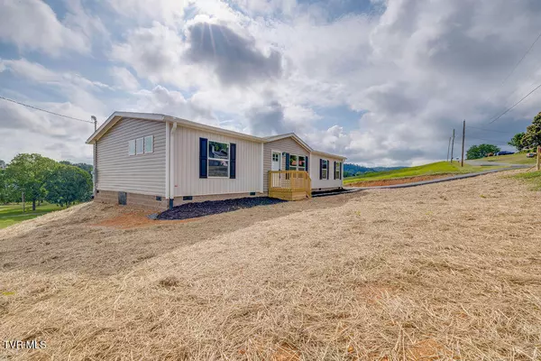 Fall Branch, TN 37656,106 Iris LN