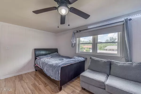 Bristol, VA 24201,170 Montrose DR