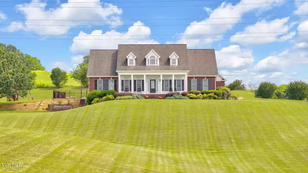 Jonesborough, TN 37659,352 Dean Archer RD