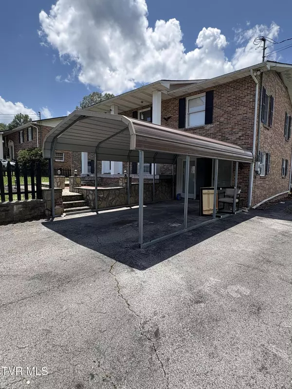 Coeburn, VA 24230,4321 Stone Mountain RD