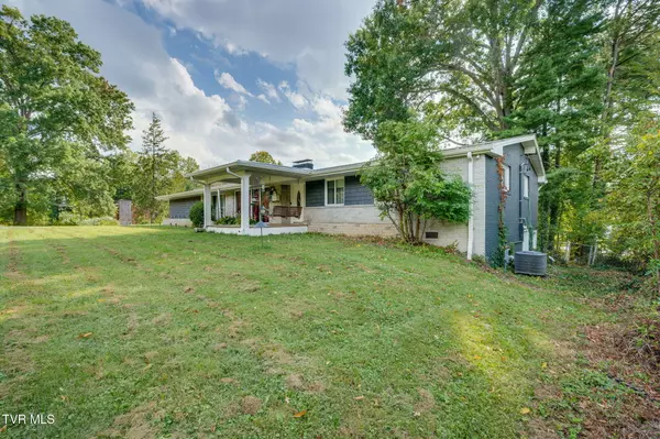 Johnson City, TN 37604,225 Dogwood LN