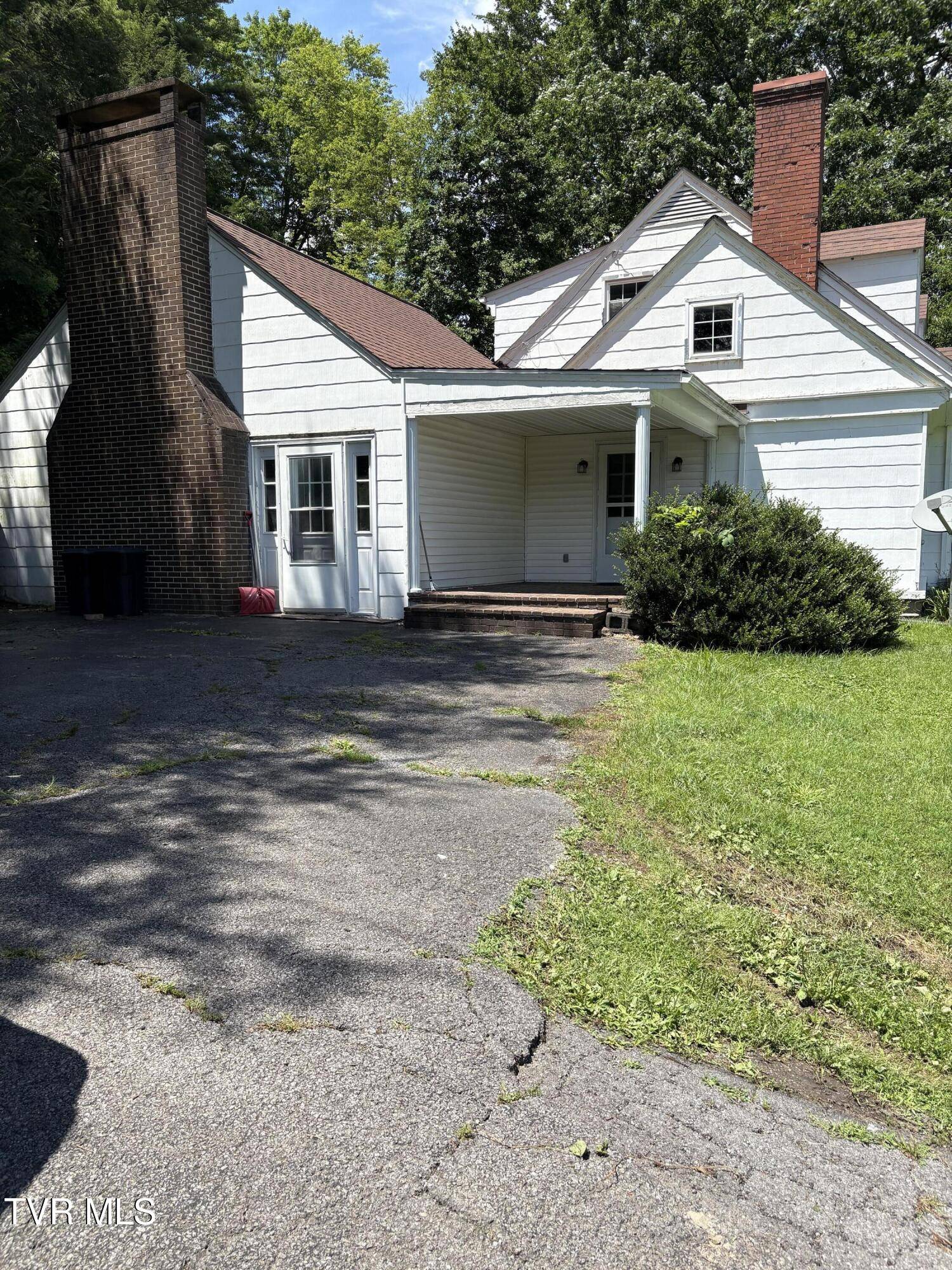 Coeburn, VA 24230,313 Centre Avenue Ne AVE
