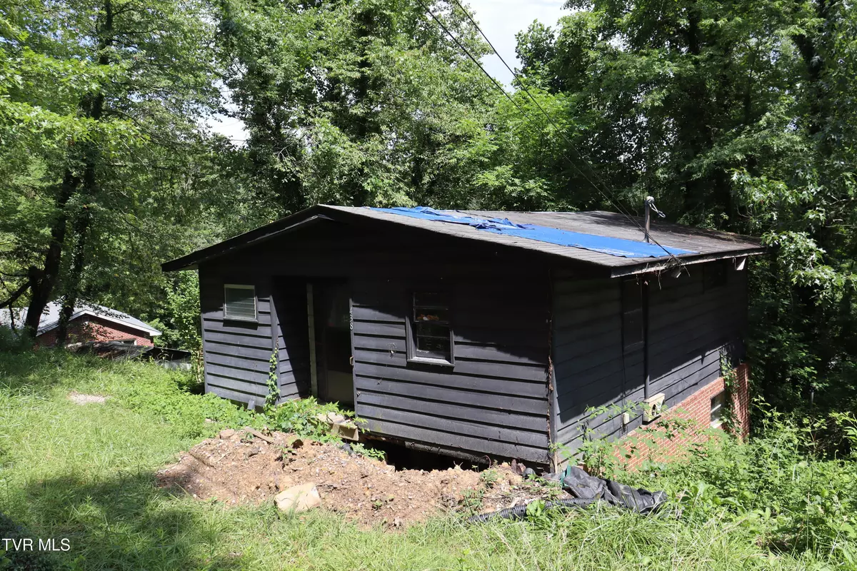 Norton, VA 24273,438 Murphy ST