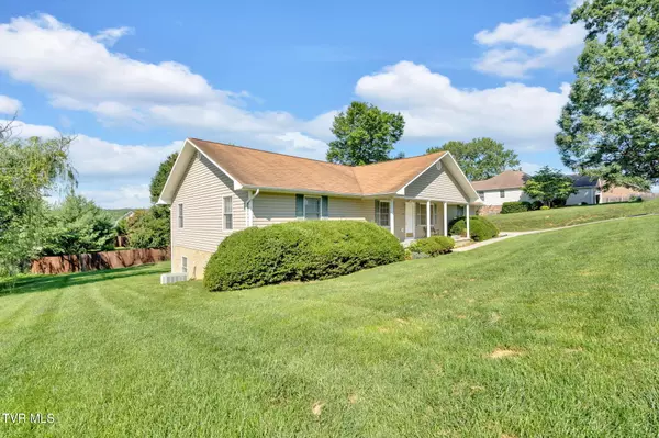 Johnson City, TN 37604,3104 Vicksburg RD