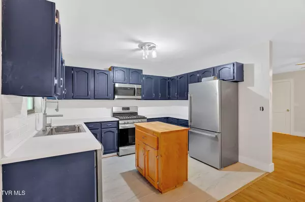 Sevierville, TN 37862,2875 Mcmahan Sawmill RD