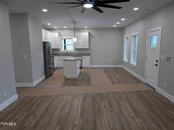 Kingsport, TN 37664,1805 Rock Springs RD