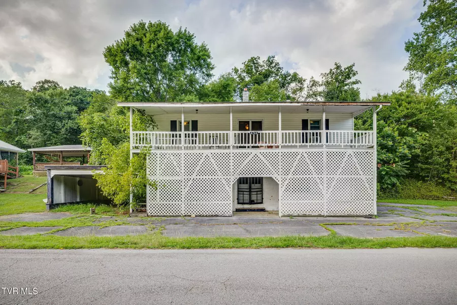 4744 Yuma RD, Gate City, VA 24251