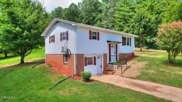 Elizabethton, TN 37643,109 Pinnacle DR