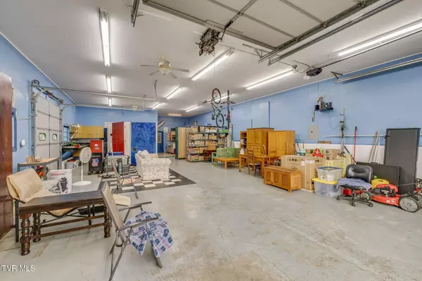 Piney Flats, TN 37686,331 Sunset RD