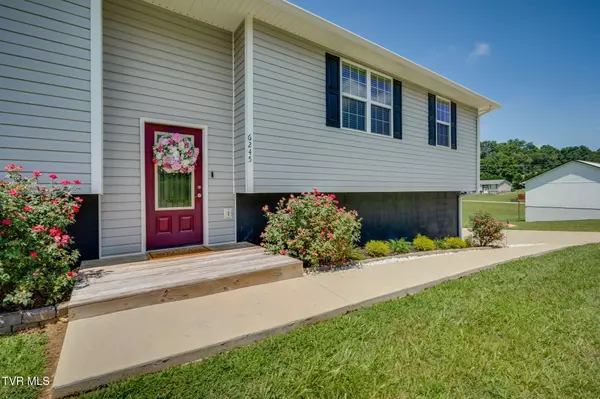 Afton, TN 37616,6245 Snapps Ferry RD
