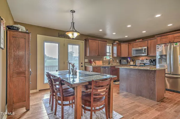 Chuckey, TN 37641,114 Choctaw Drive