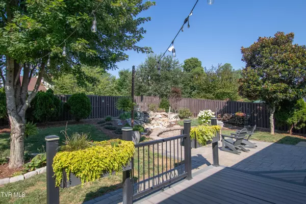 Gray, TN 37615,587 Free Hill RD