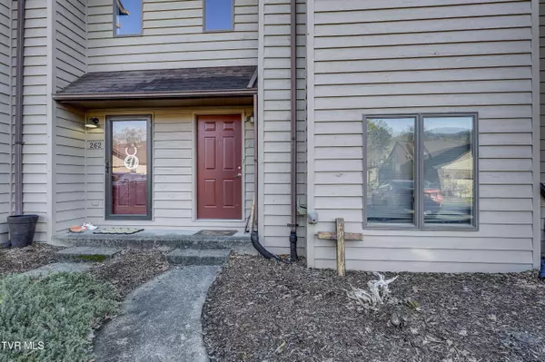 Kingsport, TN 37660,261 Willowbend PL