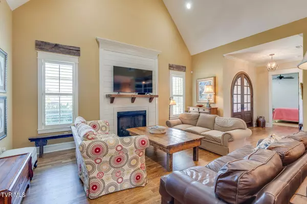 Johnson City, TN 37615,9 Jasmine TER