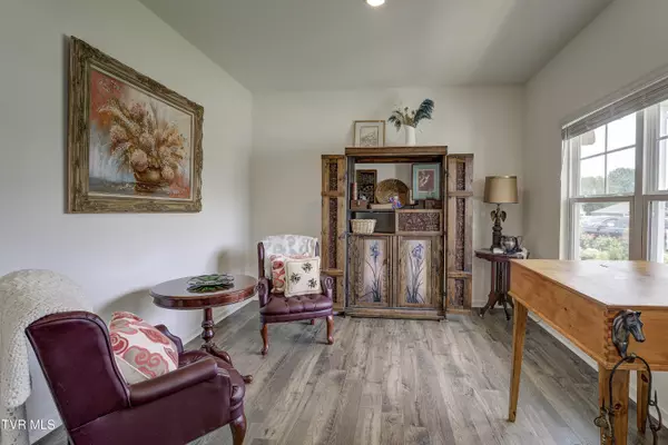 Piney Flats, TN 37686,5402 Wildlife Circle