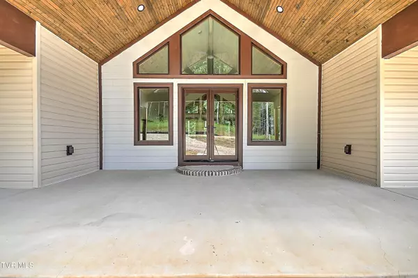 Butler, TN 37640,512 Norris Rd ( Bridle Path) RD