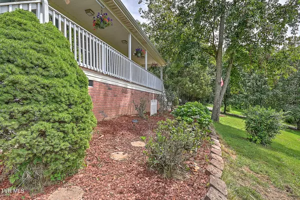 Elizabethton, TN 37643,231 Old Charity Hill RD