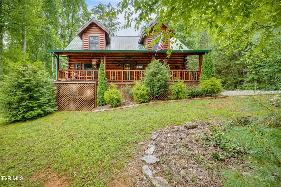 505 Escape Mountain RD, Hampton, TN 37658