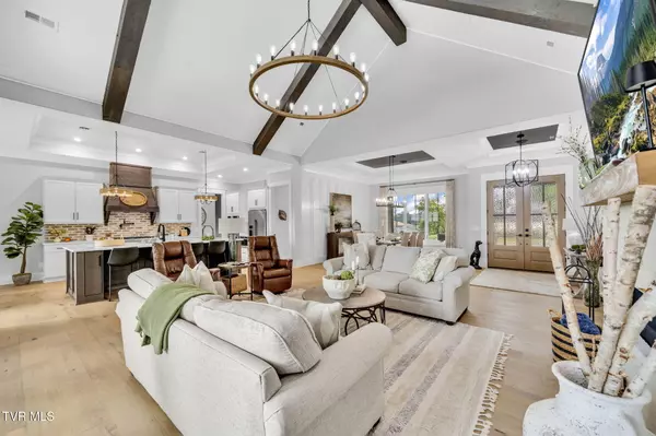 Johnson City, TN 37615,472 Gransley CT