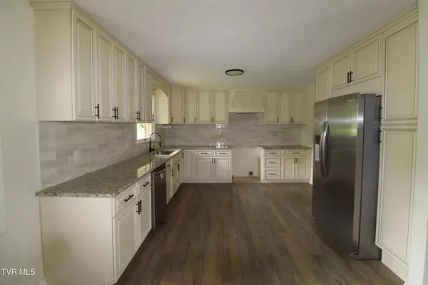 Jonesborough, TN 37659,107 Sunset CIR