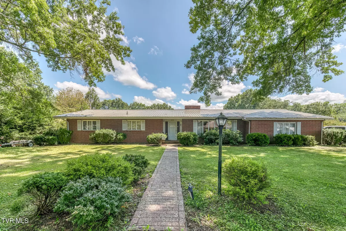 Abingdon, VA 24210,876 Falcon DR