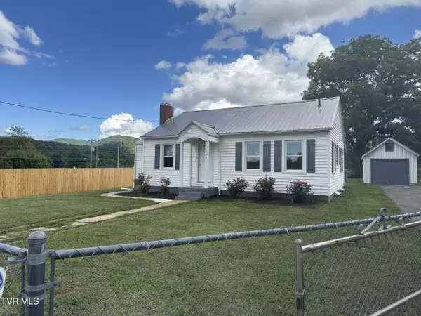 Elizabethton, TN 37643,127 Lynnwood AVE