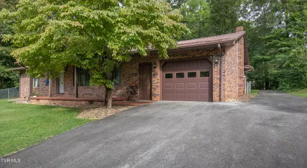 Abingdon, VA 24210,17183 Dogwood DR