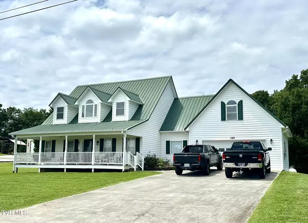 145 Skyline DR, Dandridge, TN 37725
