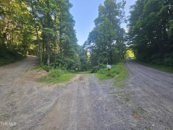 Cleveland, VA 24225,210 Sweetwood LN