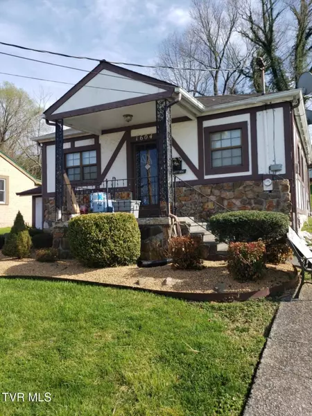 1604 Dixon Street ST, Elizabethton, TN 37643