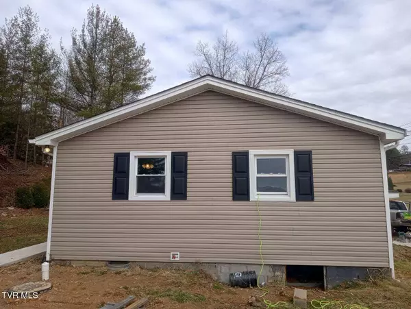 Mountain City, TN 37683,2808 Highway 67 West