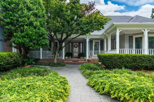 105 Black Thorn DR, Jonesborough, TN 37659