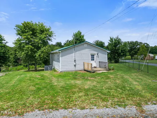 Midway, TN 37809,341 Wild Rye LN