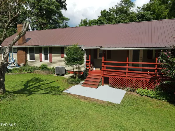 Big Stone Gap, VA 24219,1769 Irondale RD