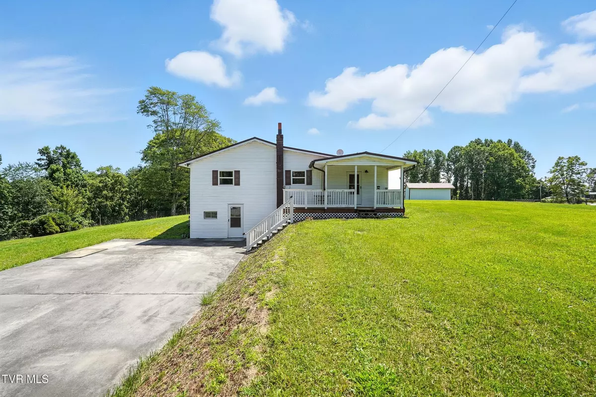 Dante, VA 24237,112 Treasure DR