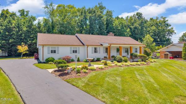 Johnson City, TN 37601,1620 Fairway Drive DR