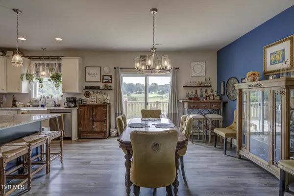 Elizabethton, TN 37643,133 Ug Buckles RD