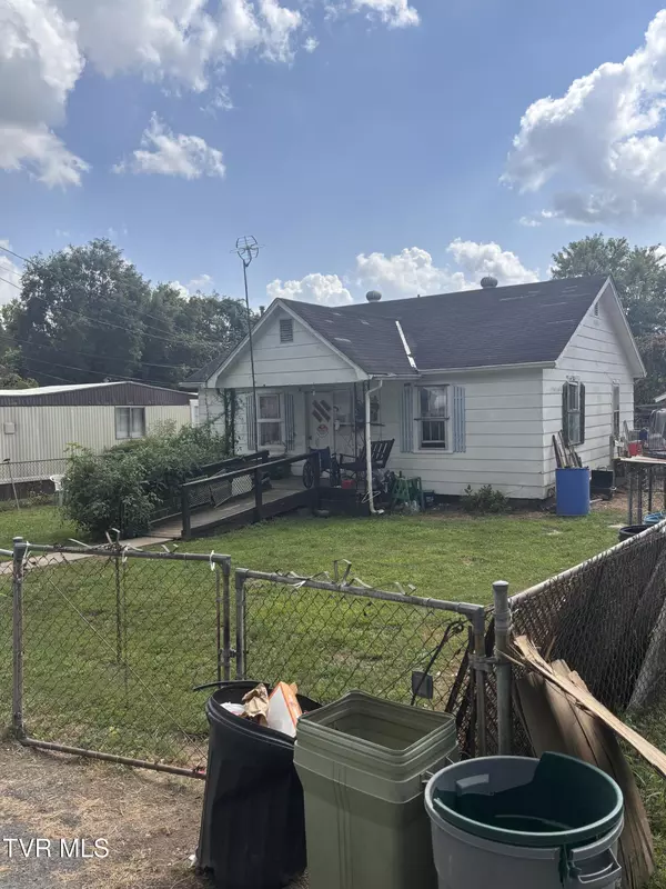 Rogersville, TN 37857,401 Gibson ST