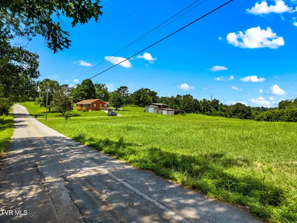 Whitesburg, TN 37891,6899 Beacon Light RD