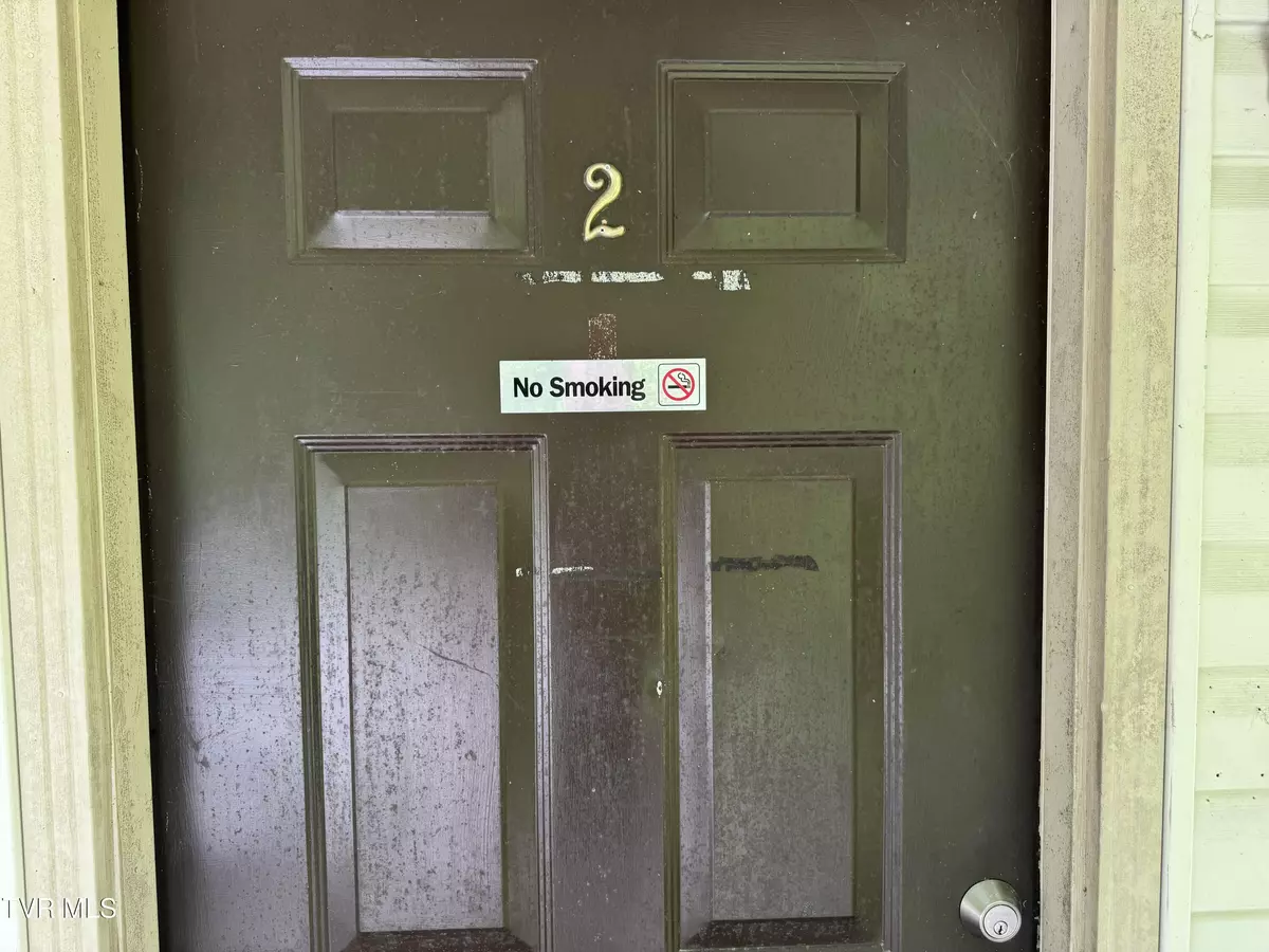 Kingsport, TN 37663,1138 Jackson Hollow RD #1 & 2