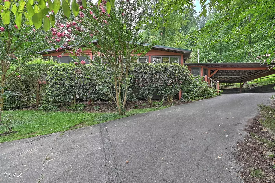 162 Lakeside DR, Butler, TN 37640