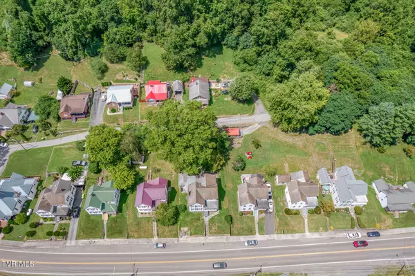 Saltville, VA 24370,225 Main ST