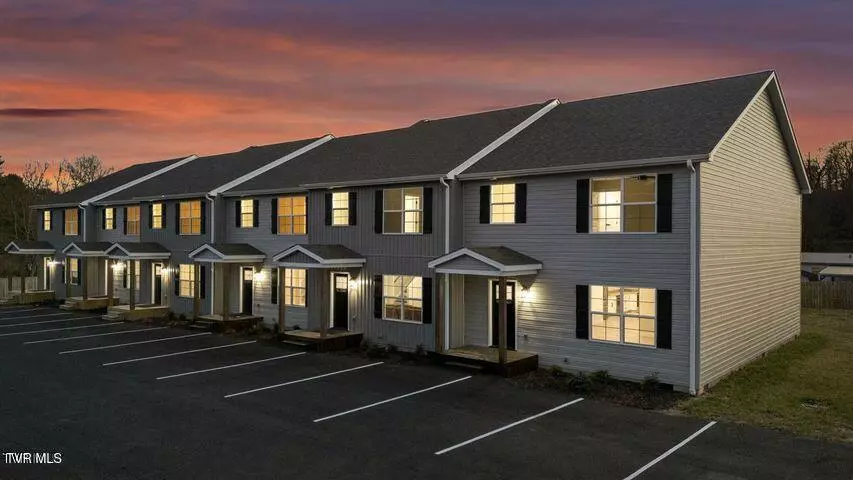 Meadowview, VA 24361,12150 Arbor ST #D