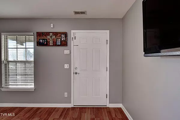 Piney Flats, TN 37686,395 Kings RD