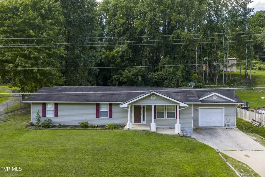1883 Powder Branch RD, Johnson City, TN 37601