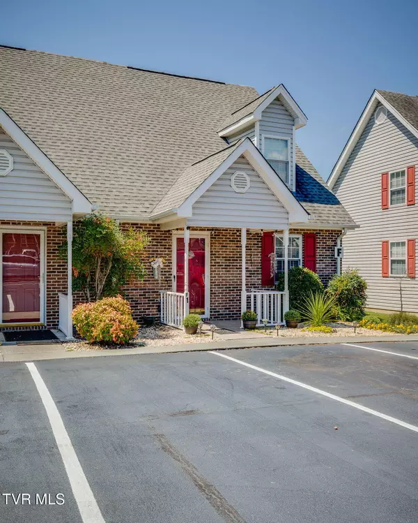 Blountville, TN 37617,210 Spring ST #F1